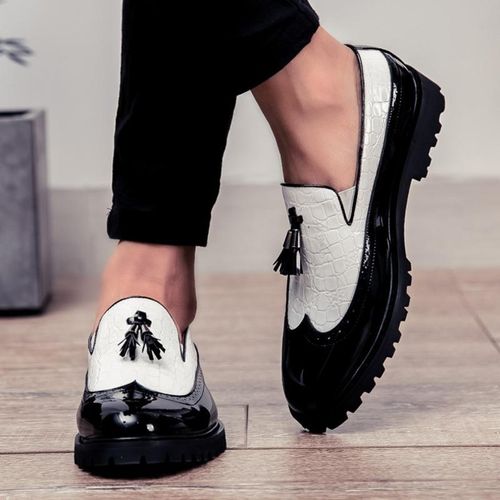 Banagat Men Glossy Tassel Brogue Shoes Loafers & Slip-ons Formal Corporate