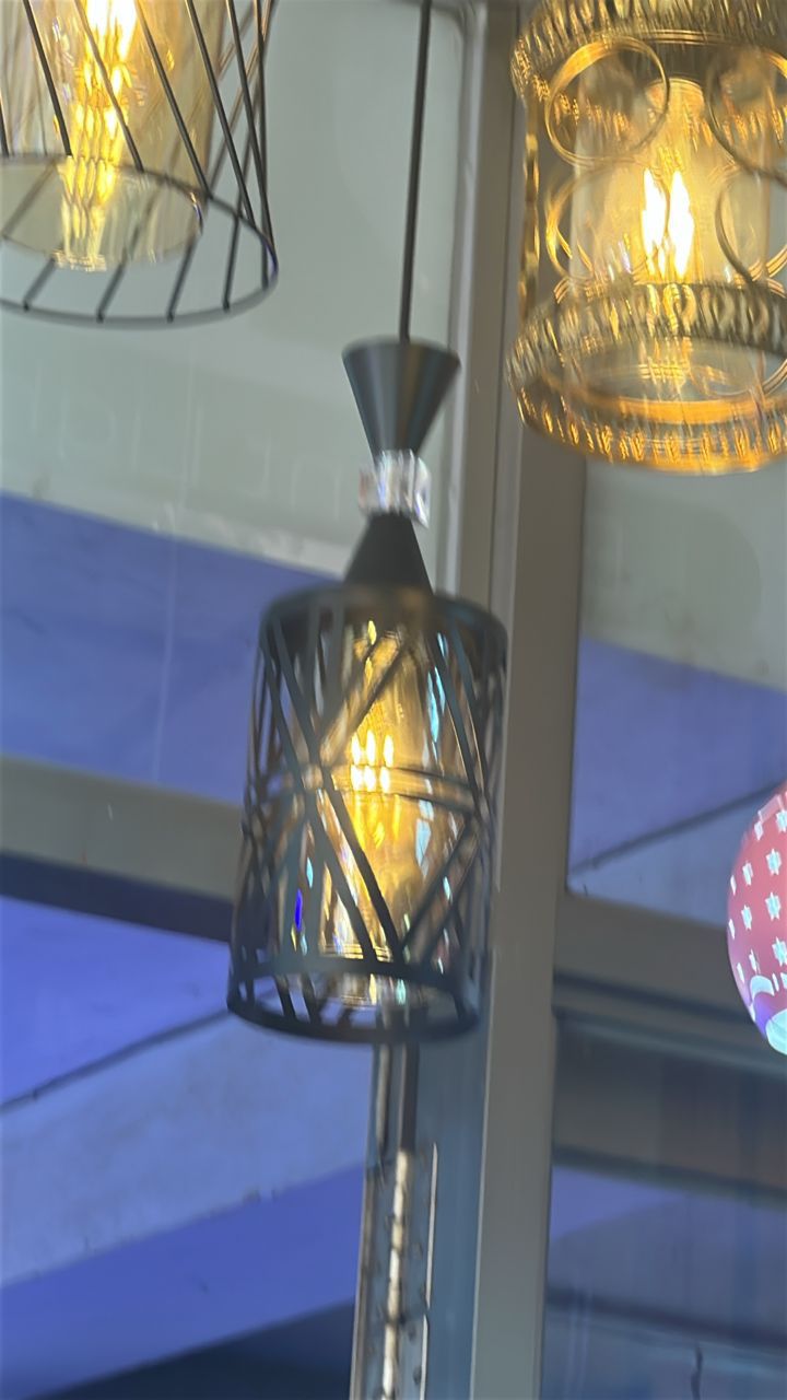 Pendant light